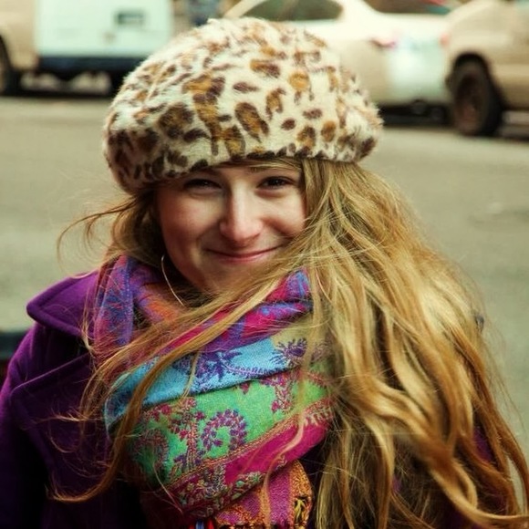 Meet your Posher, Natasha - Picture 1 of 1